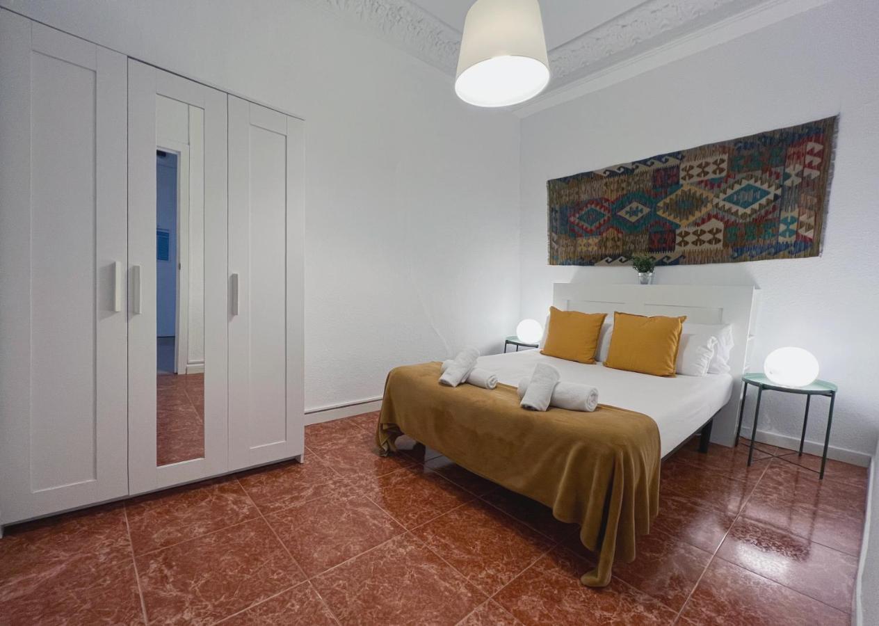 Stay U-Nique Apartments Casanova Barcelona Exterior photo